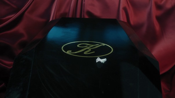 [DragsterPS] TOKYO VAMPIRE HOTEL S01E10 [1080p] [Japanese] [6BA9D8C1].mkv - 13;15;32.592