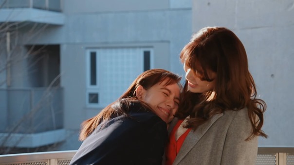 Yuri da 02.mp4 - 00;56;42.164