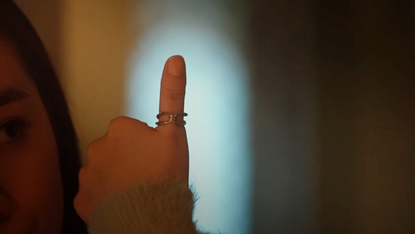 Yuri da 03.mp4 - 06;37;39.545