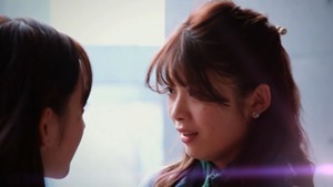 Yuri da 04.mp4 - 02;00;53.345