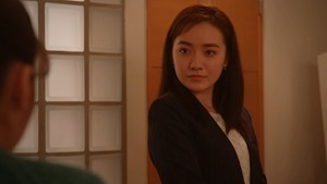 Yuri da 04.mp4 - 09;15;34.427