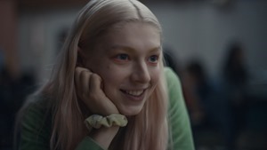 Euphoria.US.S01E03.Made.You.Look.1080p.AMZN.WEB-DL.DDP5.1.H.264-KiNGS.mkv - 10;56;44.107