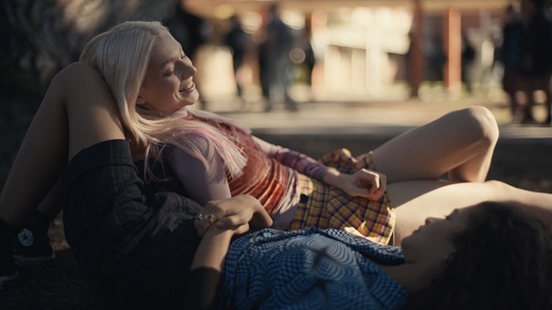 Euphoria.US.S01E03.Made.You.Look.1080p.AMZN.WEB-DL.DDP5.1.H.264-KiNGS.mkv - 24;06;53.720