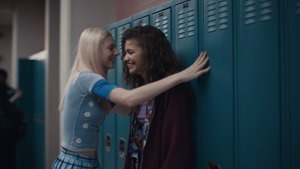 euphoria.us.s01e04.1080p.web.h264-convoy.mkv - 27;01;29.474