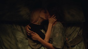 euphoria.us.s01e04.1080p.web.h264-convoy.mkv - 27;05;48.787 - 00001