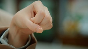 Yuri da 07.mp4 - 05;16;00.862