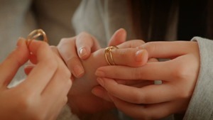 Yuri da 07.mp4 - 12;38;56.949