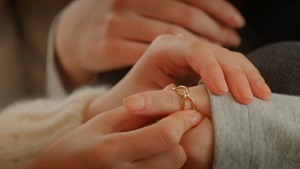 Yuri da 07.mp4 - 12;47;16.636