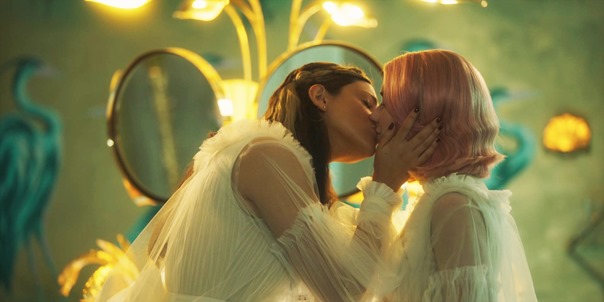 Paradise.Hill.2019.1080p.HDRip.X264.AC3.EVO.86744.mkv - 23;23;04.471