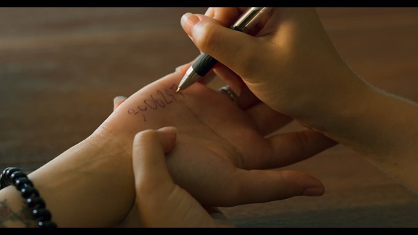 The.Stranded.S01E03.The.Code.1080p.NF.WEB-DL.DDP5.1.x264-NTG.mkv - 15;30;49.457