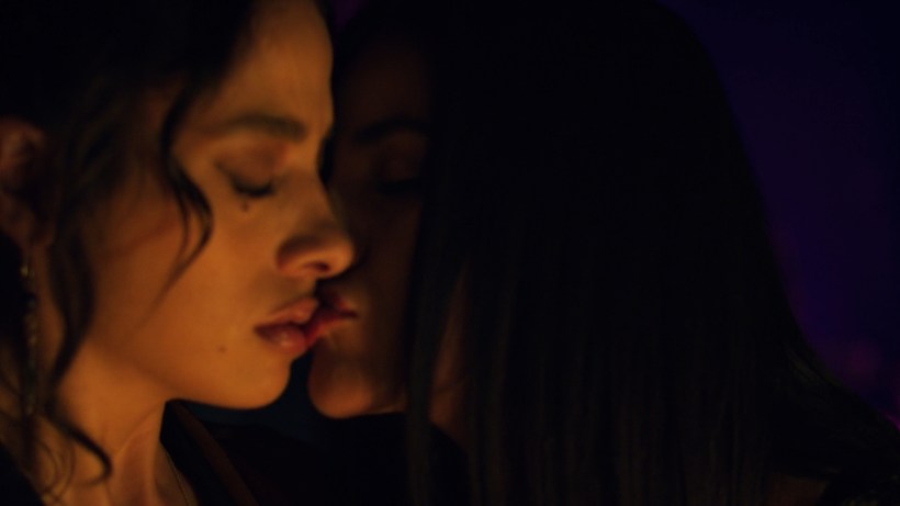 Diablero.S02E04.Coatlicue.1080p.NF.WEB-DL.DDP5.1.x264-NTG.mkv - 07;05;49.803