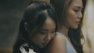 ในฝัน - Soul After Six  [Official MV].mkv - 00;43;15.436