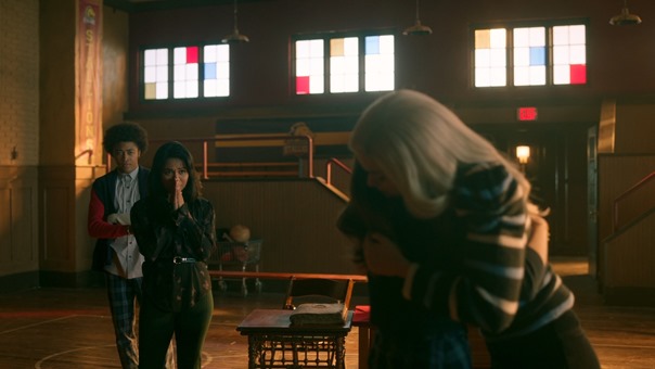 Legacies.S02E14.iNTERNAL.1080p.WEB.H264-GHOSTS.mkv - 16;28;57.053