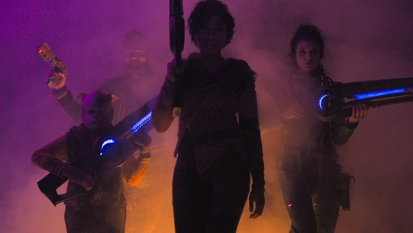 Vagrant.Queen.S01E01.A.Royal.Butt-Kicking.1080p.AMZN.WEB-DL.DDP5.1.H.264-CasStudio.mkv - 19;11;57.200