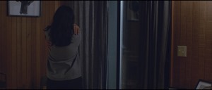 Clementine - HD-Trailers.net (HDTN).mov_snapshot_01.48_[2020.06.12_23.42.22]