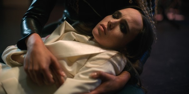 The.Umbrella.Academy.S01E10.The.White.Violin.1080p.NF.WEBRip.DDP5.1.x264-NTb.mkv - 21;22;52.345