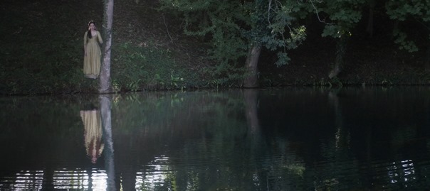 Carmilla.2020.1080p.WEB-DL.DD5.1.H.264-EVO.mkv_snapshot_01.30.38.073