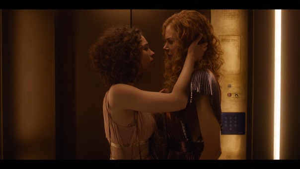 The.Undoing.S01E01.The.Undoing.1080p.AMZN.WEB-DL.DDP5.1.H.264-NTb.mkv - 14;33;56.839