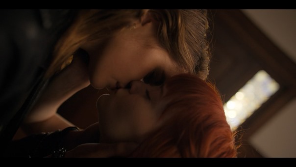 american.horror.stories.s01e02.1080p.web.h264-cakes.mkv_snapshot_40.50.129