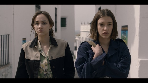 F.L.l.m.o.S01E06.Bloody.Feria.1080p.NF.WEB-DL.DDP5.1.Atmos.H.264-playWEB.mkv_snapshot_34.48.879