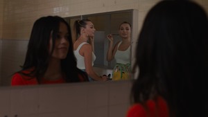 Th.F.2021.2160p.HMAX.WEB-DL.HDR.HEVC-CMRG.mkv_snapshot_00.06.55.894