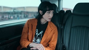 Irma.Vep.E01.The.Severed.Head.1080p.HMAX.WEB-DL.DD5.1.H.264-playWEB.mkv_snapshot_02.55.613