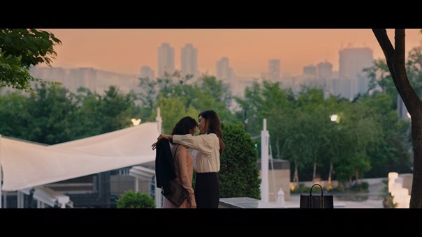 L.W.S01E01.Episode.1.1080p.NF.WEB-DL.DDP2.0.x264-MARK.mkv_snapshot_00.27.27.069