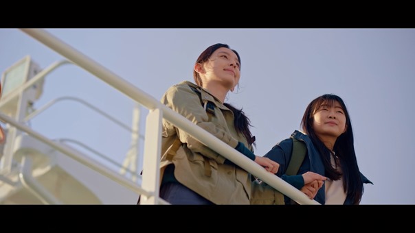 L.W.S01E10.Episode.10.1080p.NF.WEB-DL.DDP2.0.x264-MARK.mkv_snapshot_00.22.48.329