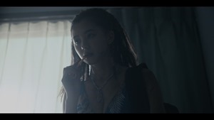 A.i.B.S02E06.Episode.6.1080p.NF.WEB-DL.DUAL.DDP5.1.Atmos.HDR10.H.265-SMURF.mkv_snapshot_01.10.15.926