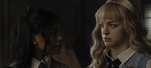 Gotham.Knights.S01E04.Of.Butchers.and.Betrayals.1080p.AMZN.WEB-DL.DDP5.1.H.264-NTb.mkv_snapshot_19.28.482