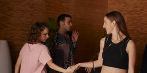 H.S03E08.1080p.WebDl.aac.h264.mp4_snapshot_00.10.15.389