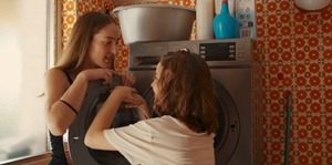 H.S03E08.1080p.WebDl.aac.h264.mp4_snapshot_00.28.17.383