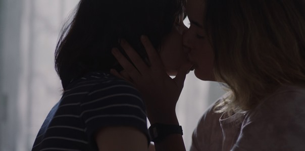 P.L.S01E02.HDR.2160p.WEB.h265-EDITH.mkv_snapshot_12.19.130