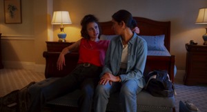 drive-away.dolls.2024.hdr.2160p.web.h265-showmeonthedollwherehetouchedyou.mkv_snapshot_00.47.20.454