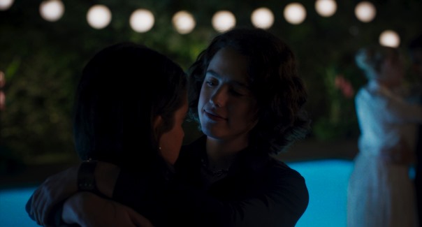 drive-away.dolls.2024.hdr.2160p.web.h265-showmeonthedollwherehetouchedyou.mkv_snapshot_00.52.41.957