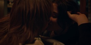 R.V.S01E05.8M.1080p.NF.WEB-DL.DUAL.DDP5.1.Atmos.H.264-FLUX.mkv_snapshot_25.29.319